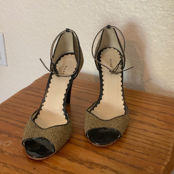 Marc Jacobs Glittery Golden Heel With Ankle Strap - Size 8 - Picture 1 of 6